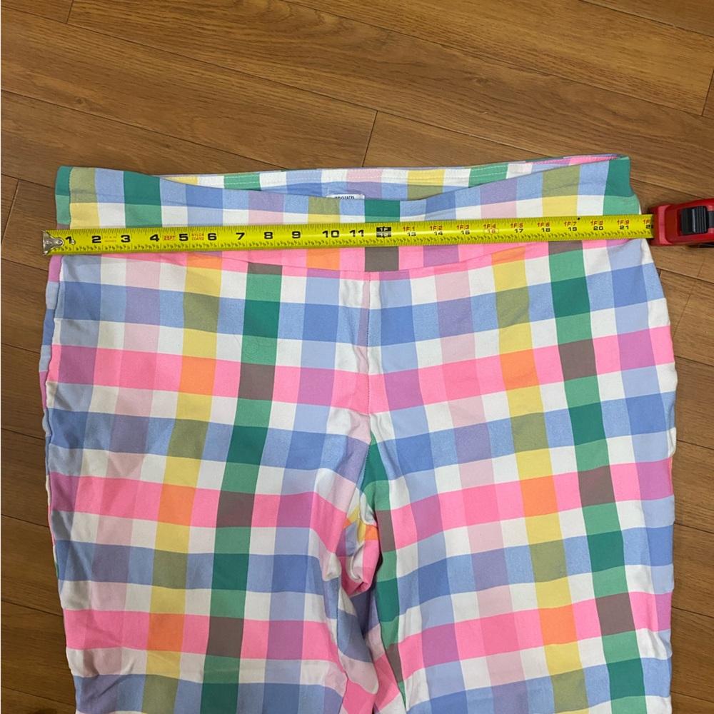 Crown & Ivy Multicolor Plaid Pants Capri | Size 22 - Picture 2 of 6